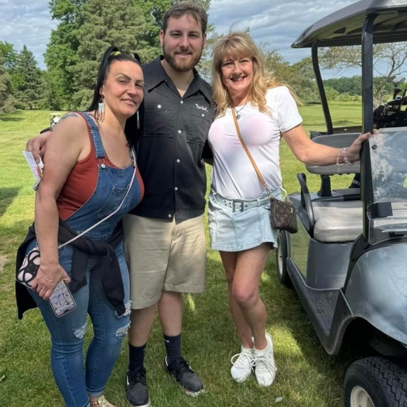 Meet your Posher, Sandie - Picture 6 of 9